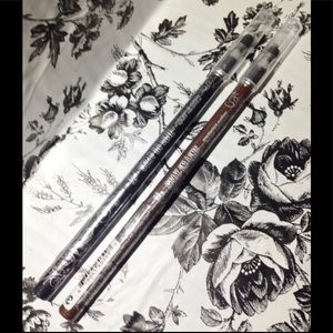 2 Hard Candy Mechanical Eyeliners (Brown & Black)